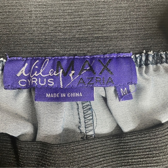 Max Azria Miley Cyrus Girls Skirt M 7/8 Mini Full Pull On Skaters Navy Black - Picture 7 of 7